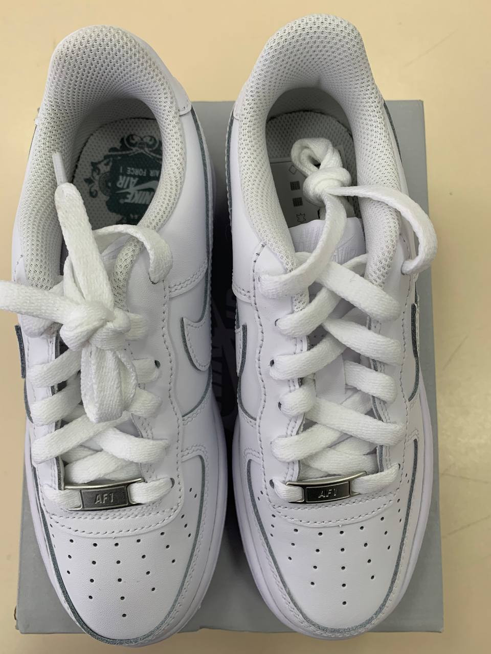 Кросівки Nike AIR FORCE 1 LE (GS) (Клас А) FV5951-111-R