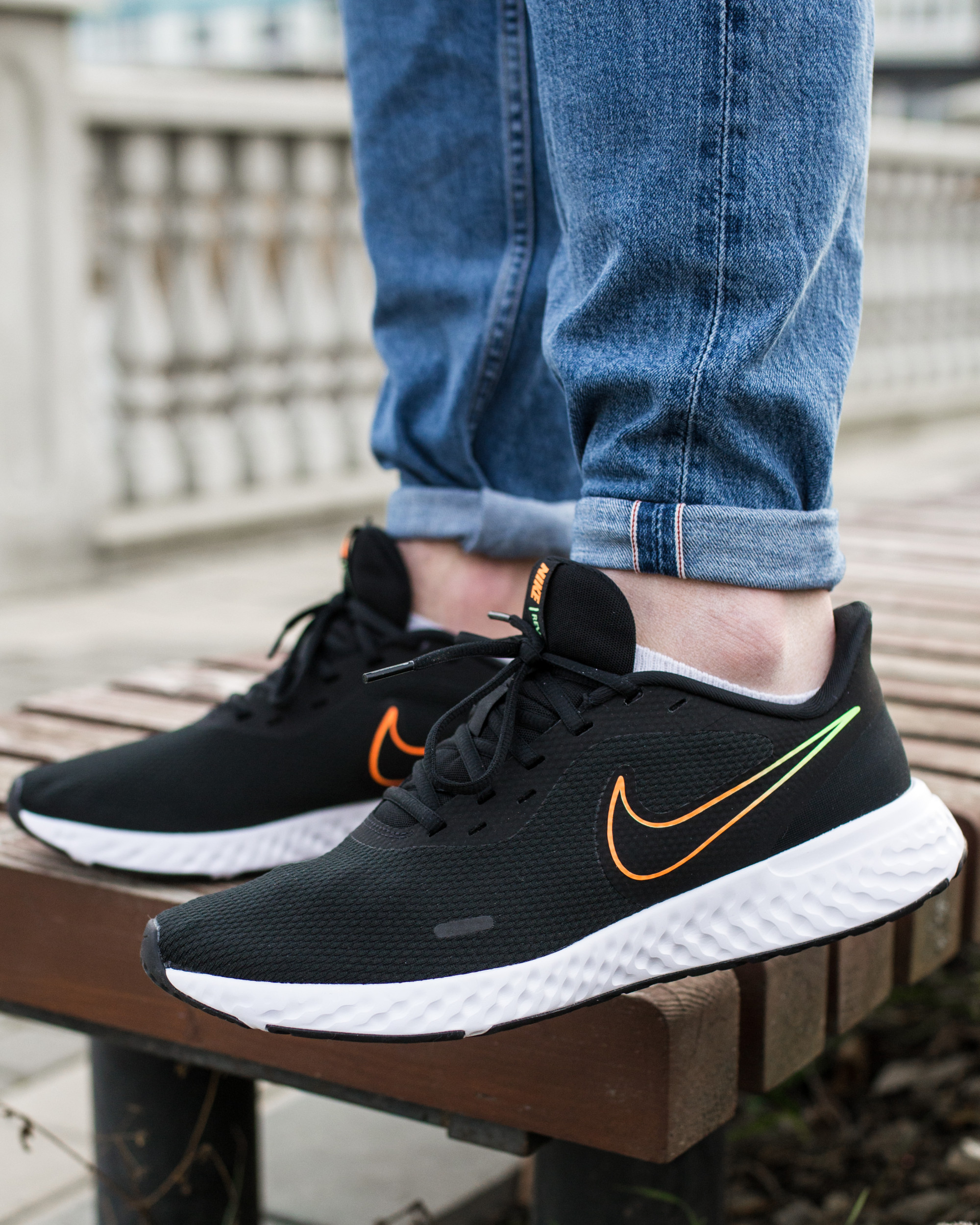 Кросівки Nike Revolution 5 BQ3204-017