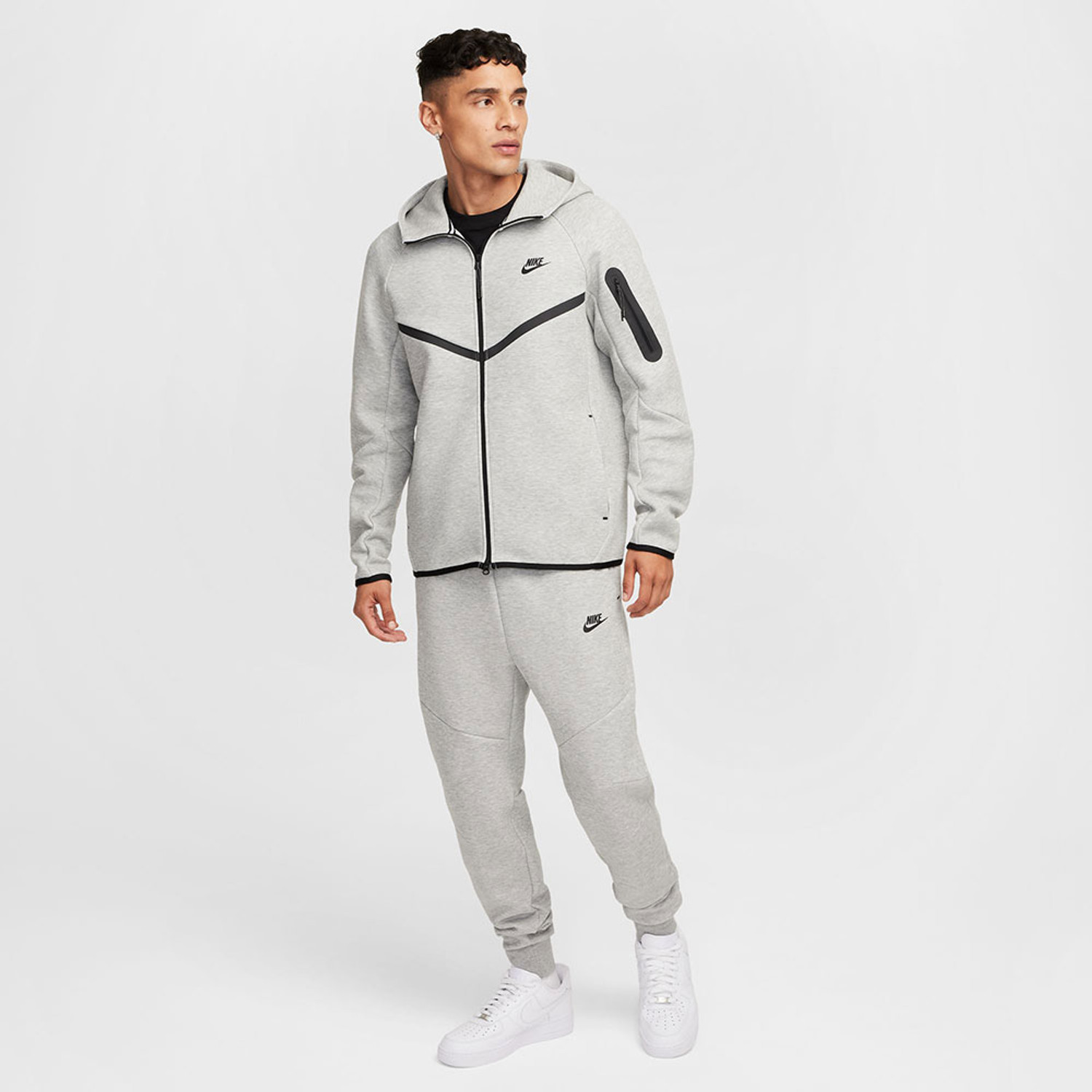 Штани Nike M TCH FLC JGGR HV0959-063