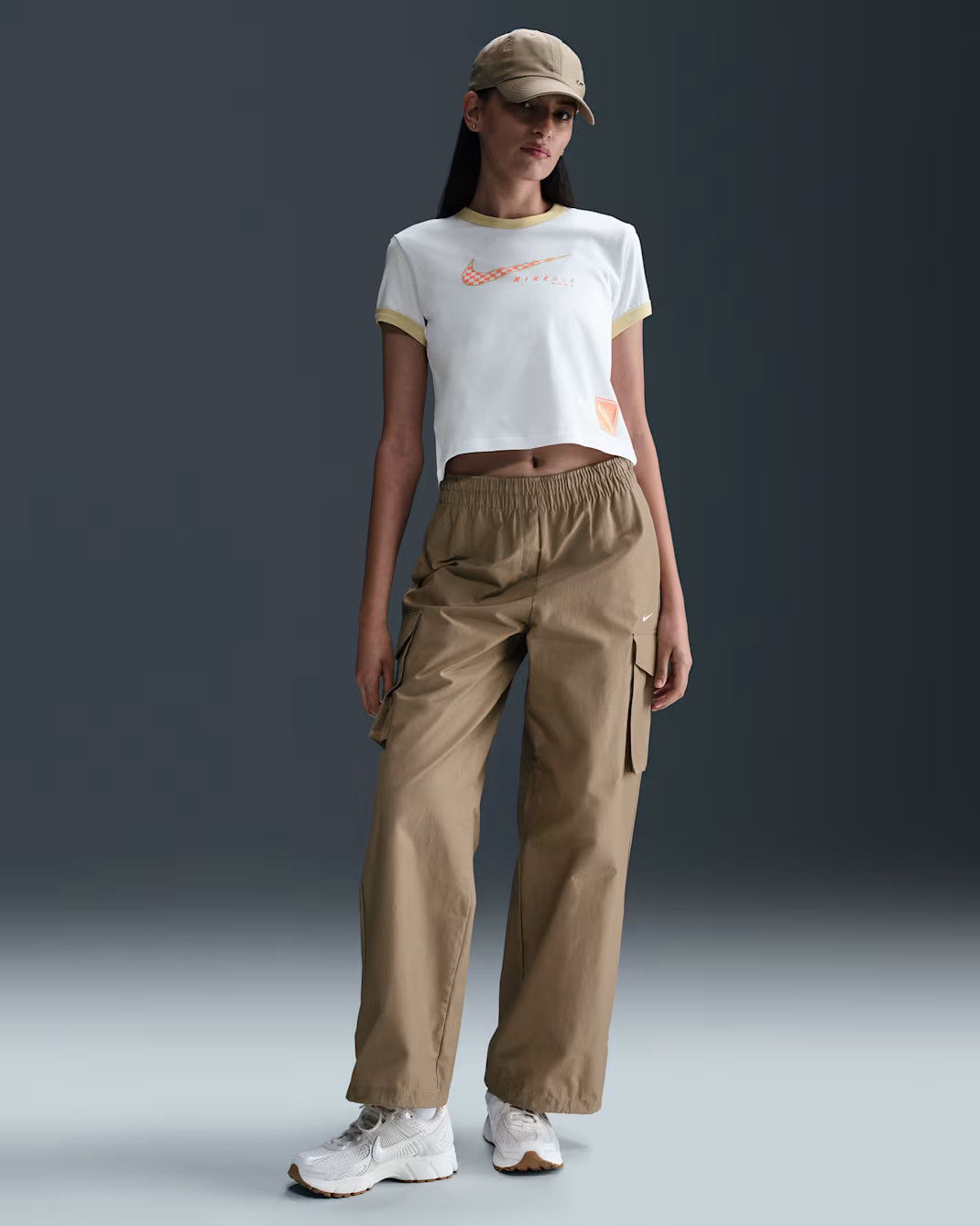 Футболка жіноча Nike Sportswear Club Moto Tee White HQ1707-100