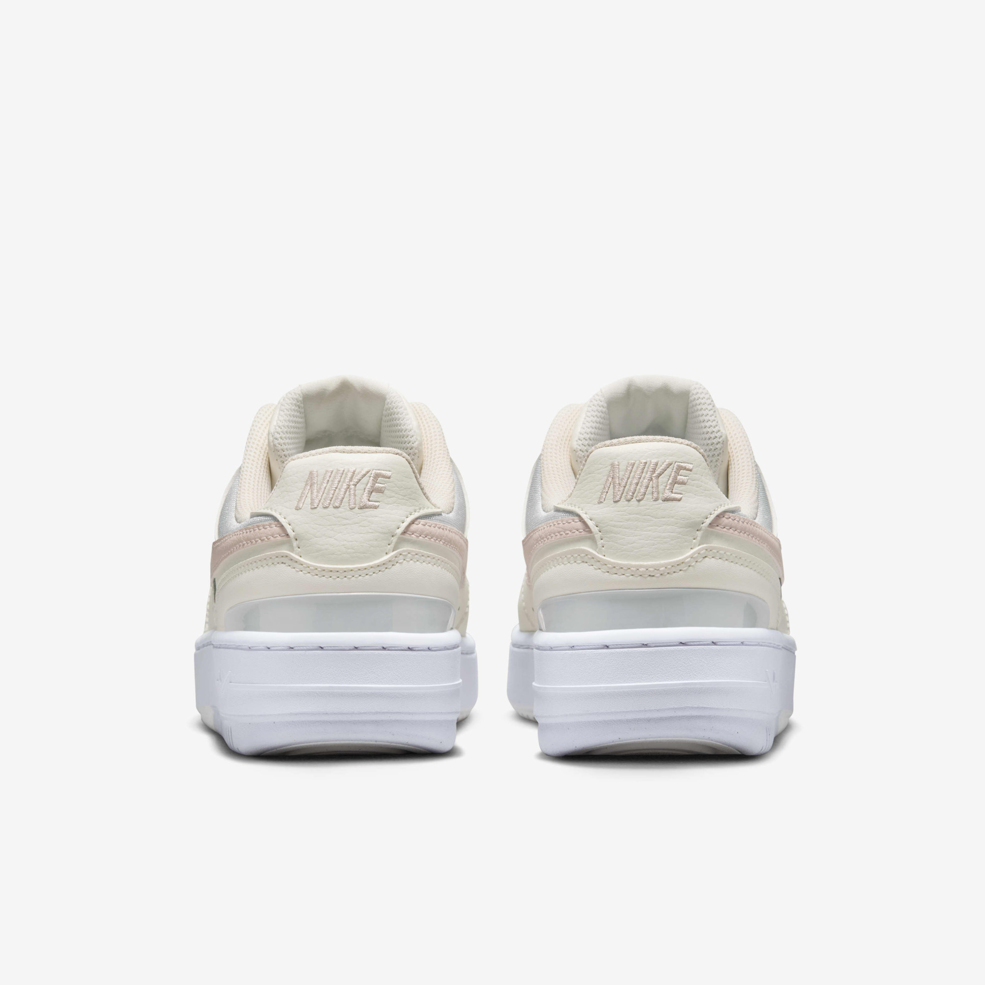 Кросівки Nike GAMMA FORCE DX9176-111