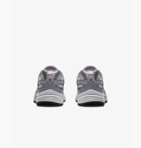 Кросівки Nike WMNS INITIATOR 394053-101