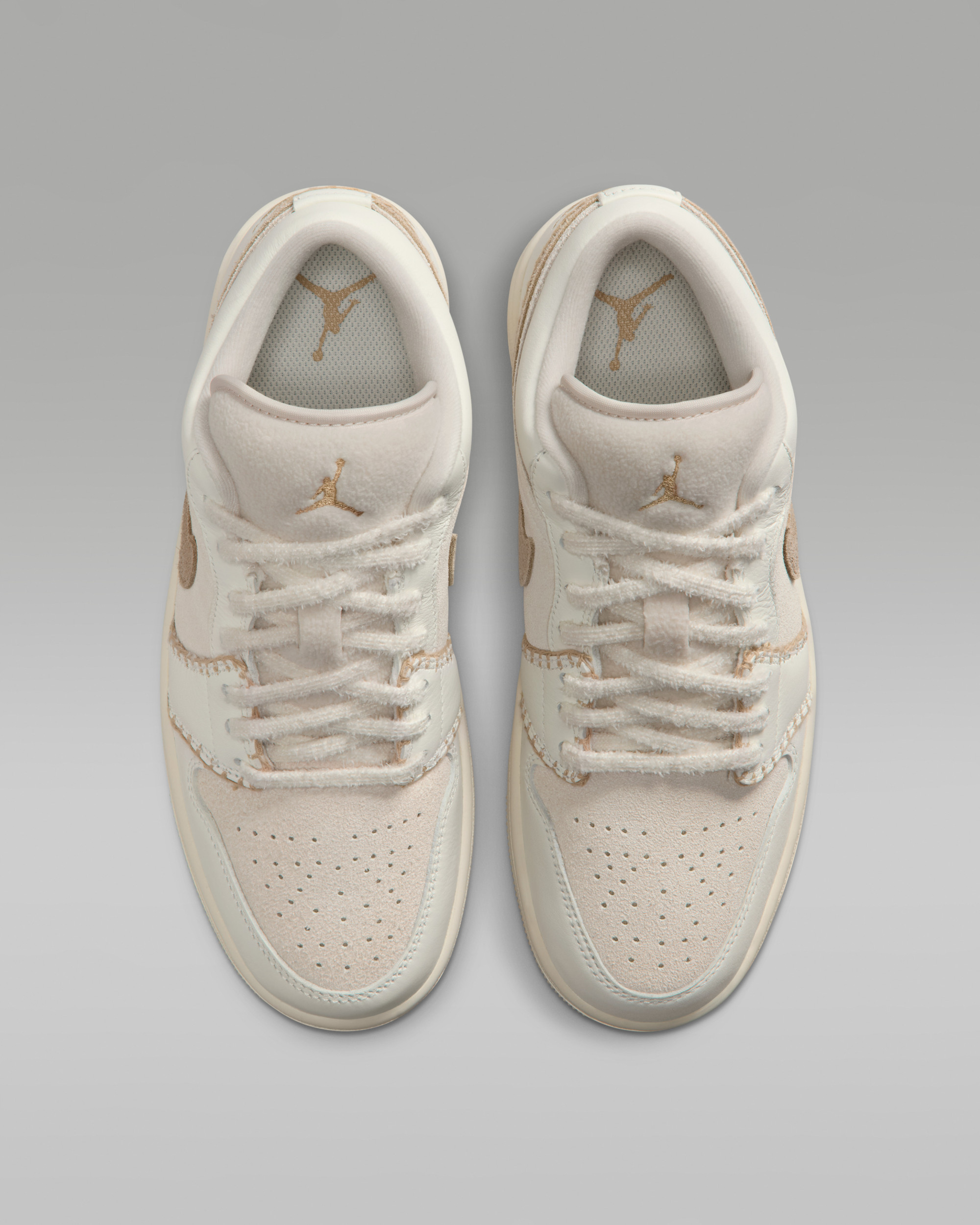 Кросівки жіночі Air Jordan 1 Low Hemp Beige HV4268-120