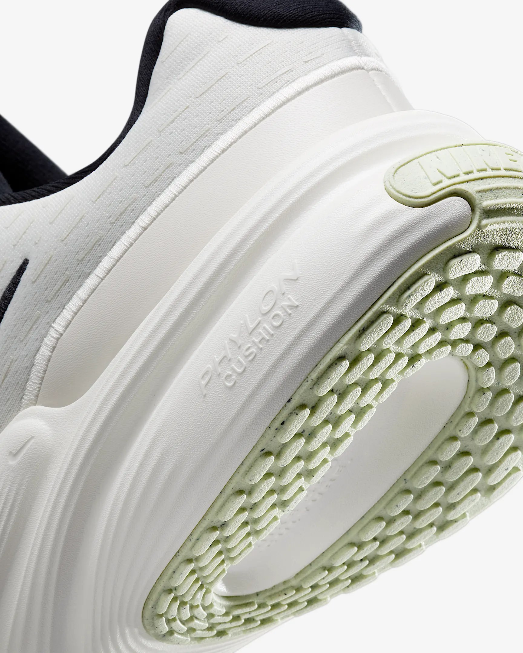 Кросівки Nike IB2765-100