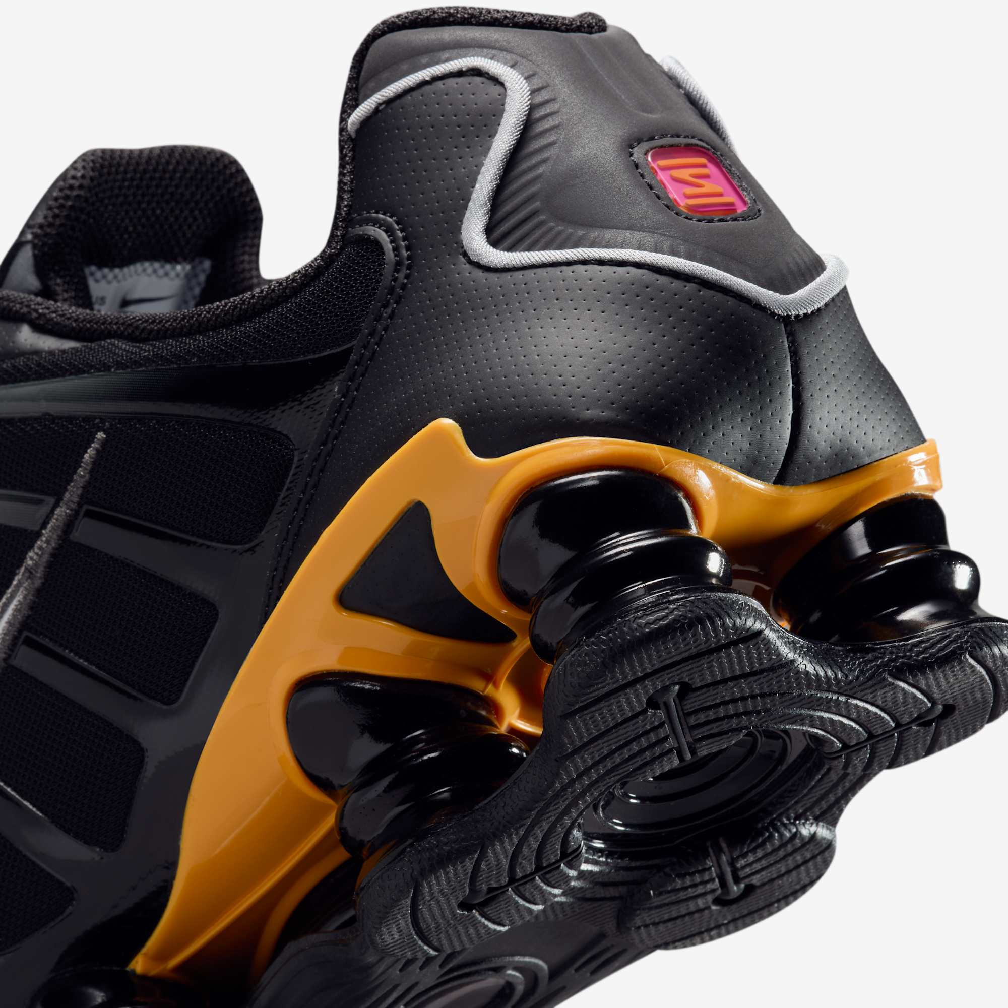 Кросівки чоловічі Nike Shox Tl Black IF7119