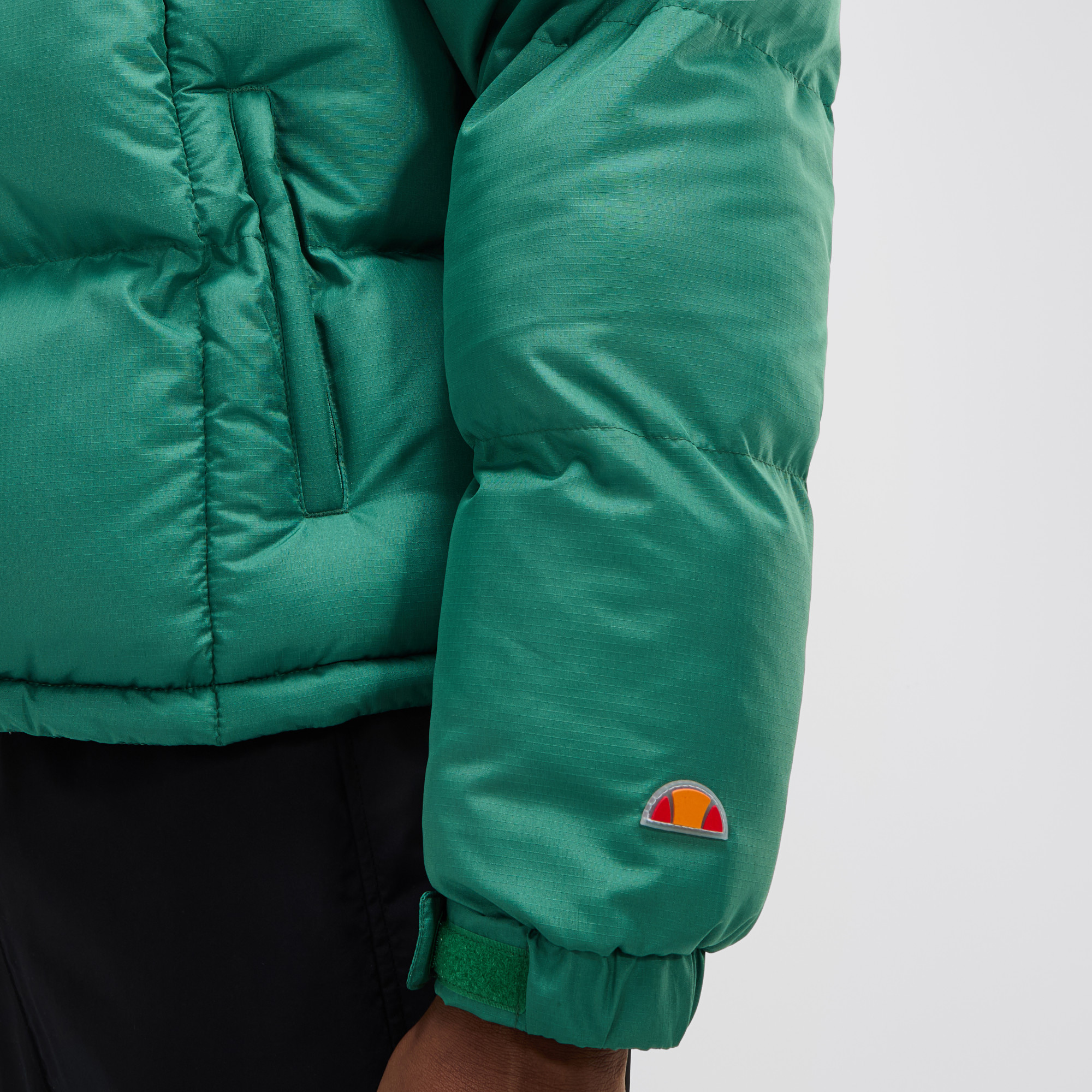 Куртка Ellesse Argent Padded Jacket SHX20980-022