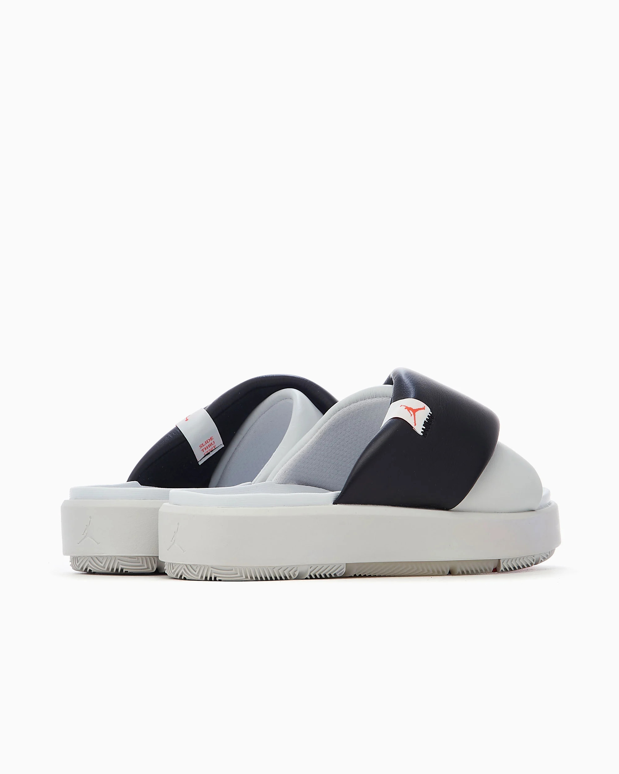 Шльопанці Jordan WMNS SOPHIA SLIDE DO8863-100