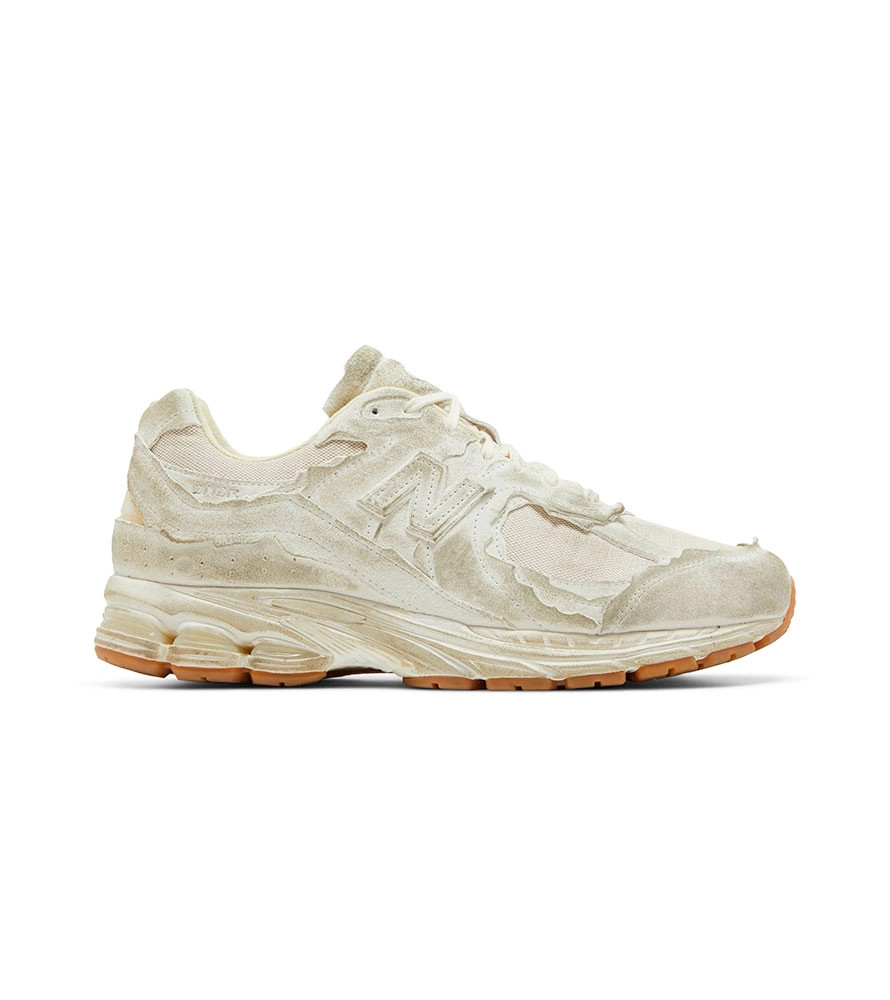Кросівки New Balance 2002R M2002RDG