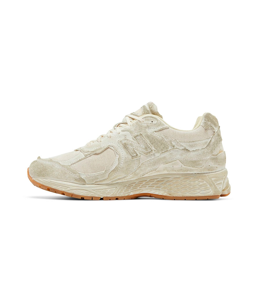 Кросівки New Balance 2002R M2002RDG