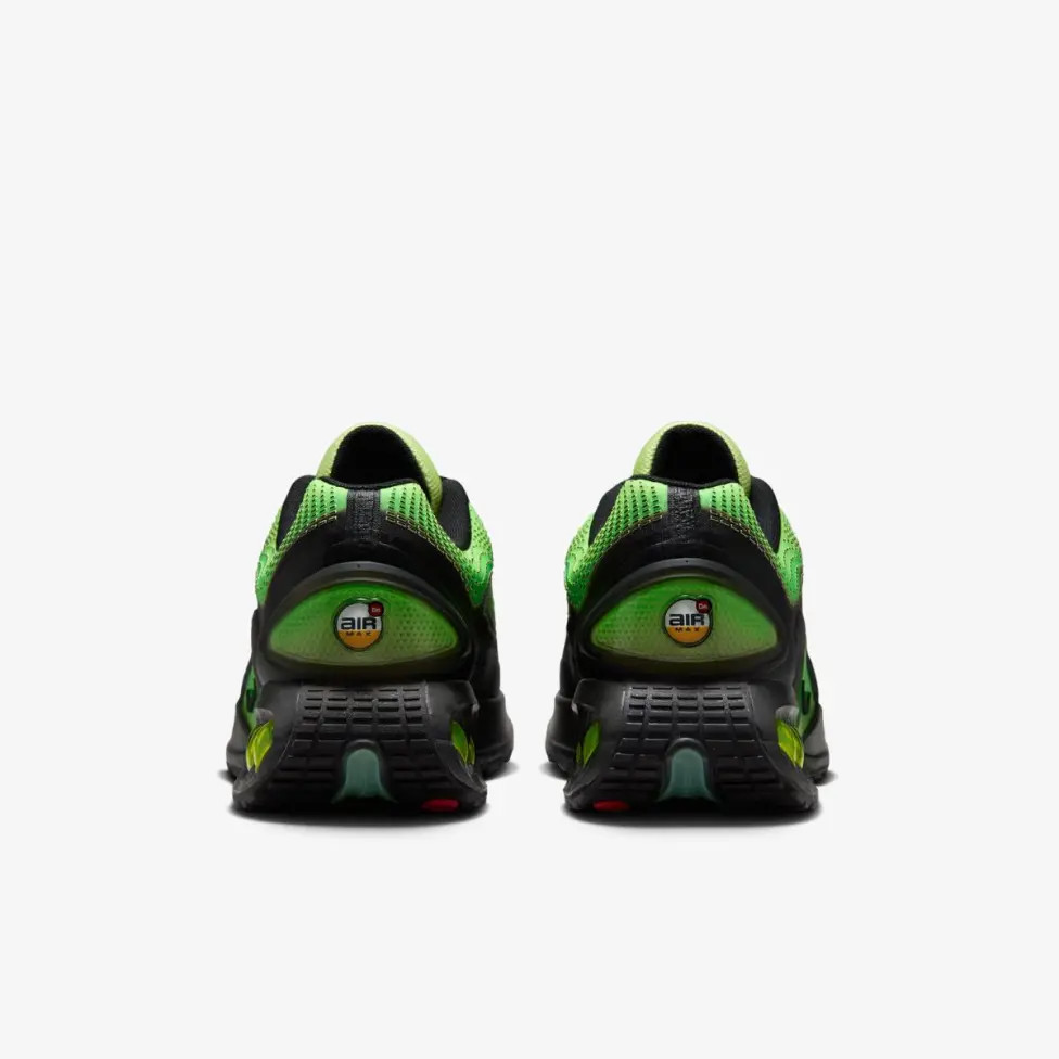 Кросівки Nike AIR MAX DN AMD HV3521-700