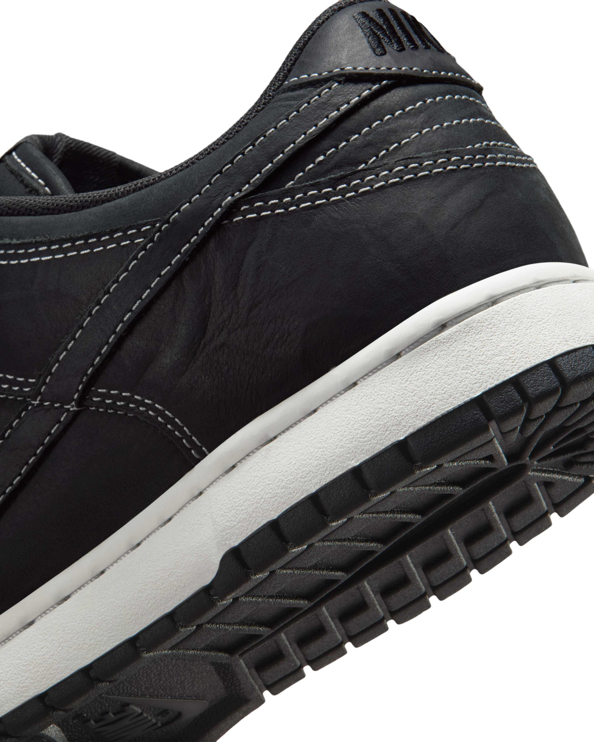 Кросівки Nike DU LOW QS IO4550-001