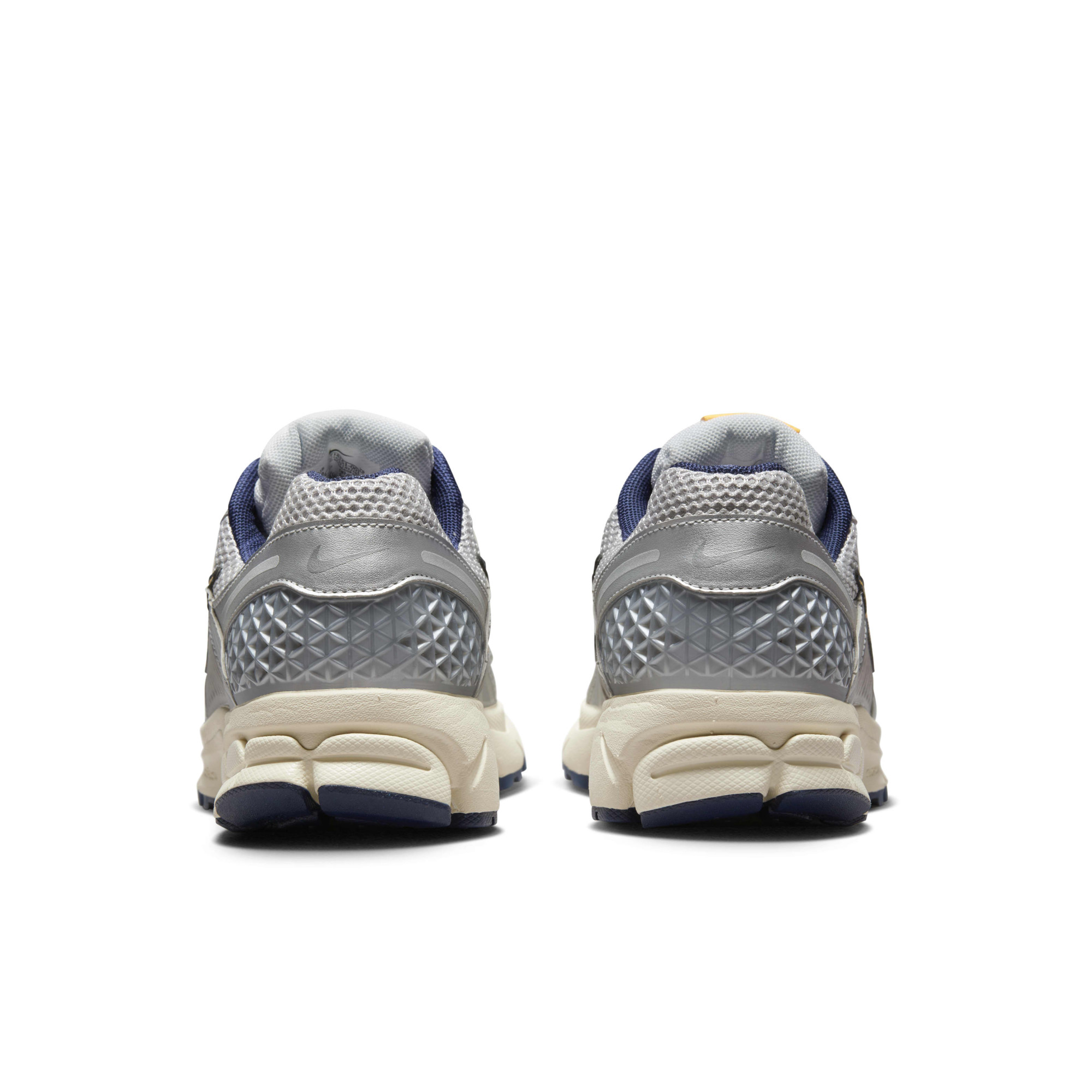 Кросівки Nike Zoom Vomero 5 FJ4151-001