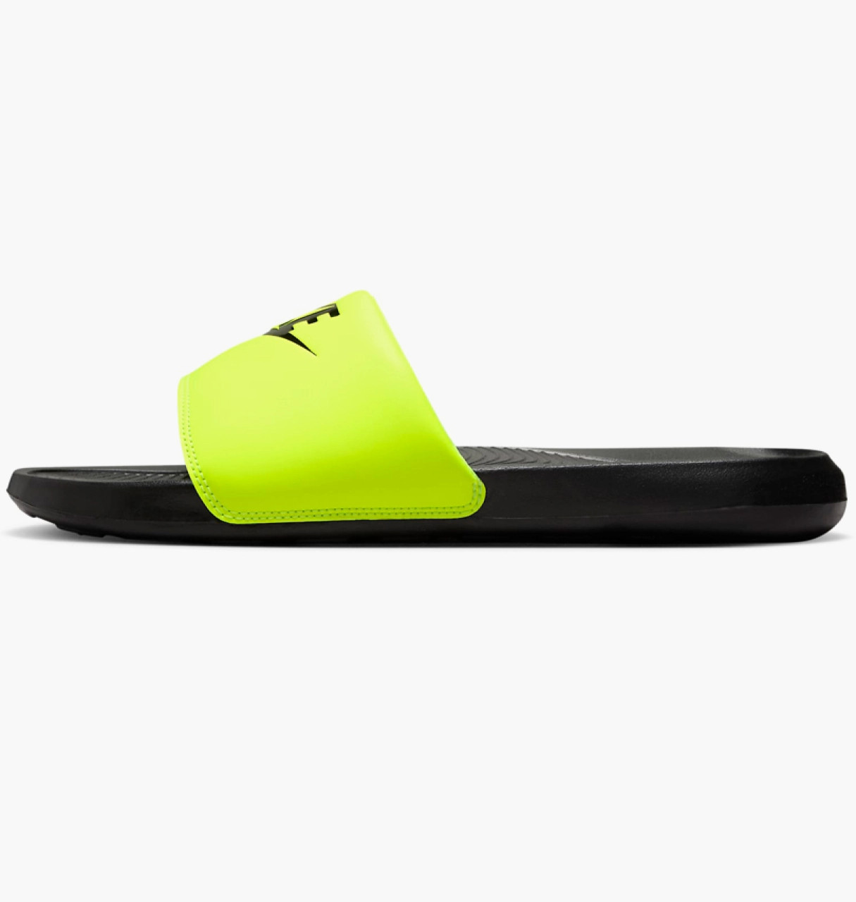 Шльопанці Nike VICTORI ONE SLIDE CN9675-015