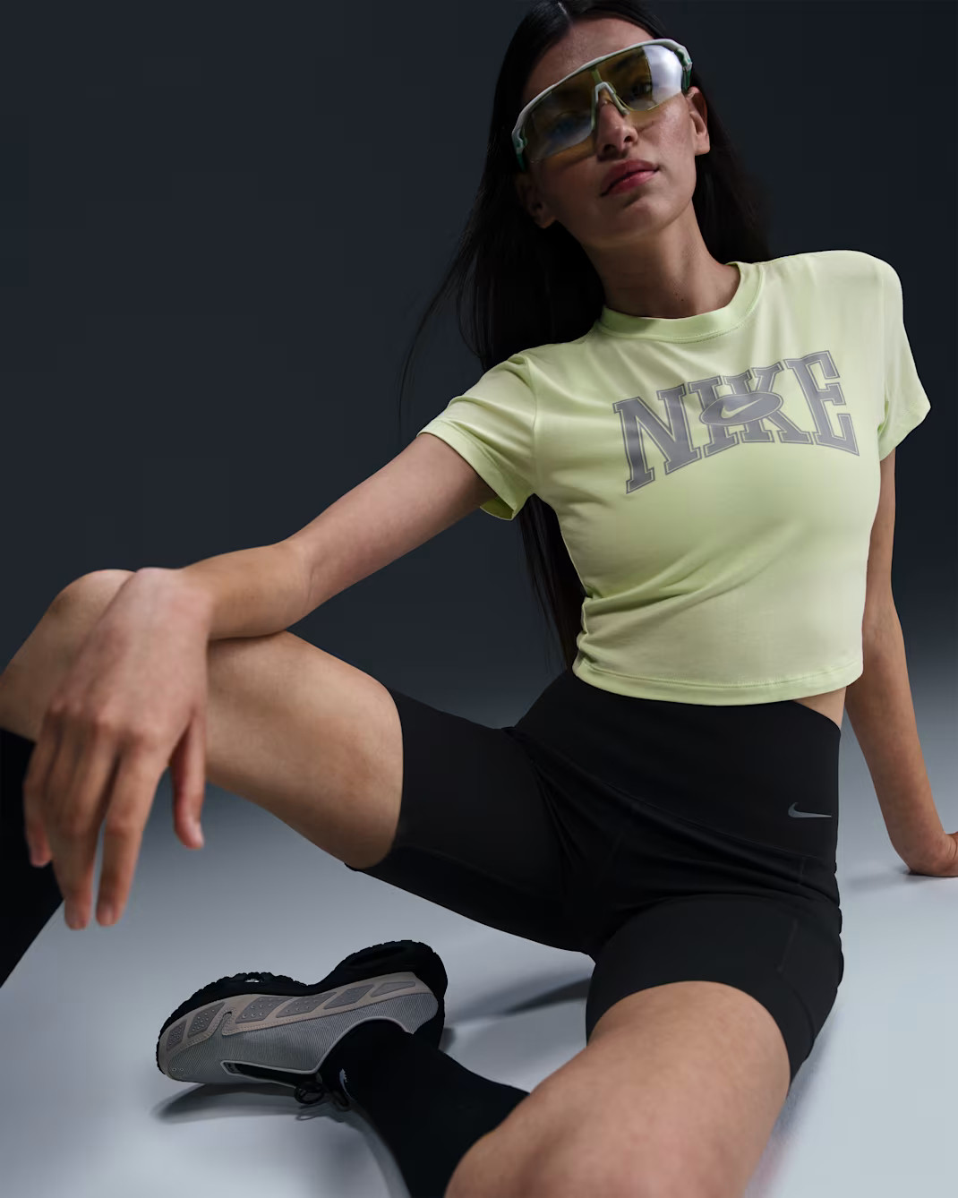 Футболка жіноча Nike Slim Crop Green HQ1709-360