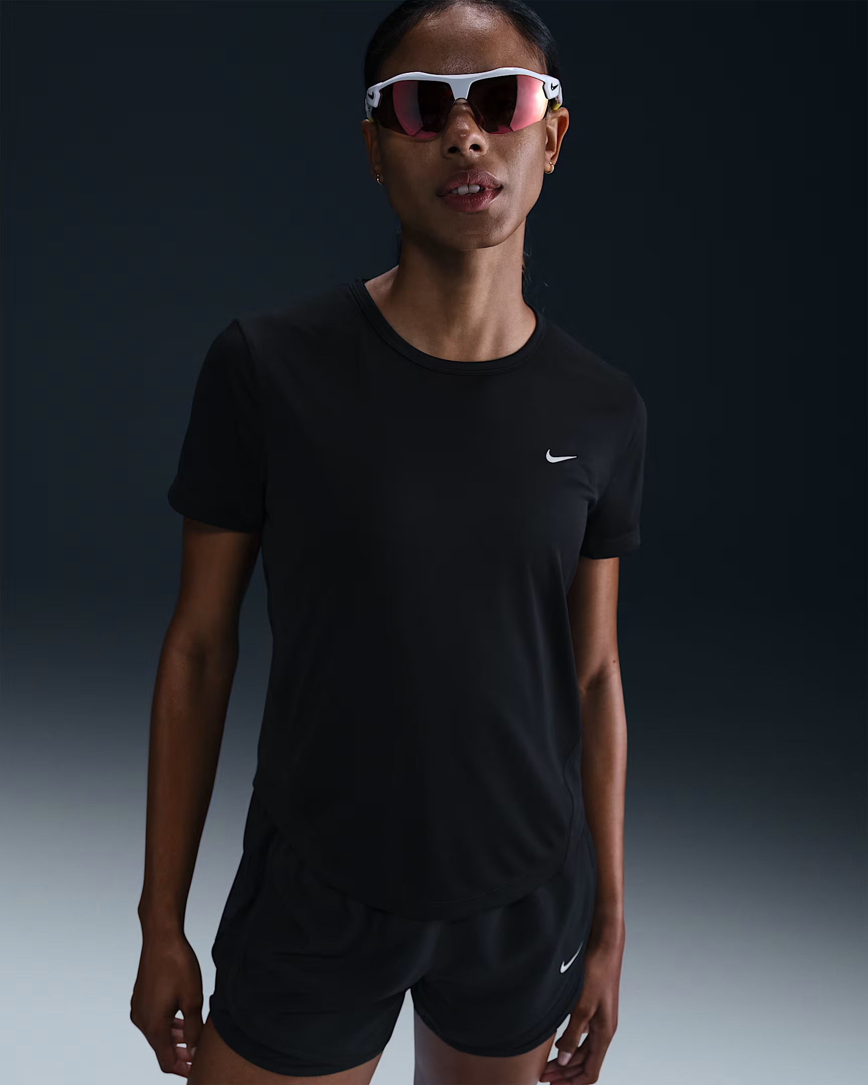 Футболка жіноча Nike Tempo Df Ss Top Black HQ0648-010