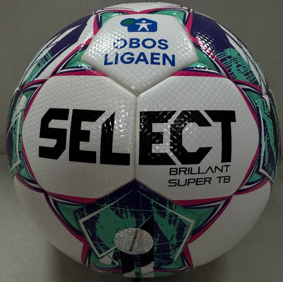 М'яч футбольний Brill.super.Tb BRILL.SUPER.TB