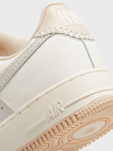 Кросівки Nike Air Force 1 Low '07 Light Bone Suede Tassels (W) HV1813-001