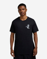 Футболка Nike Club Run Shoe T-Shirt HJ0572-010