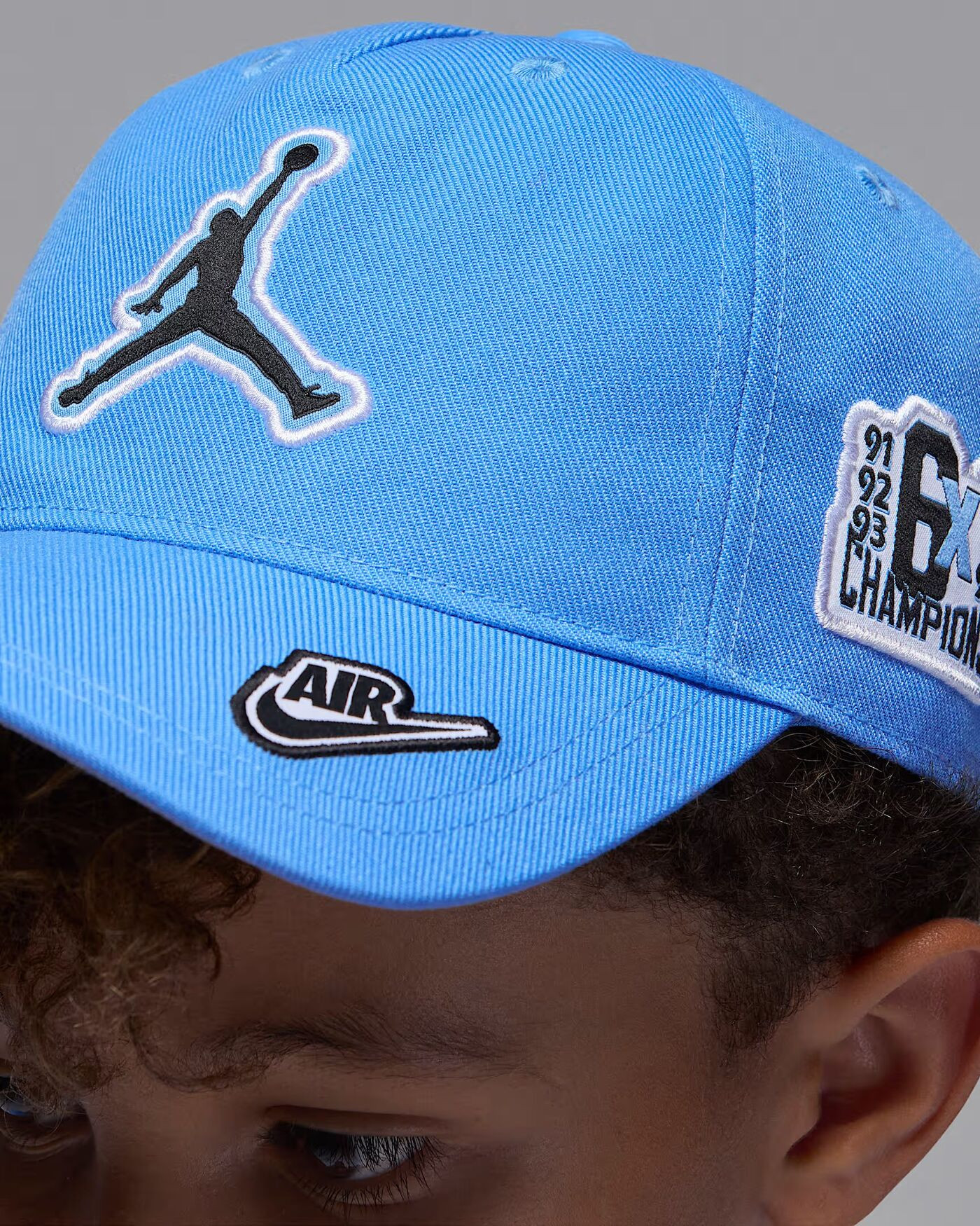 Бейсболка Nike Air Jordan Curved Brim Cap 9A9086-B9F