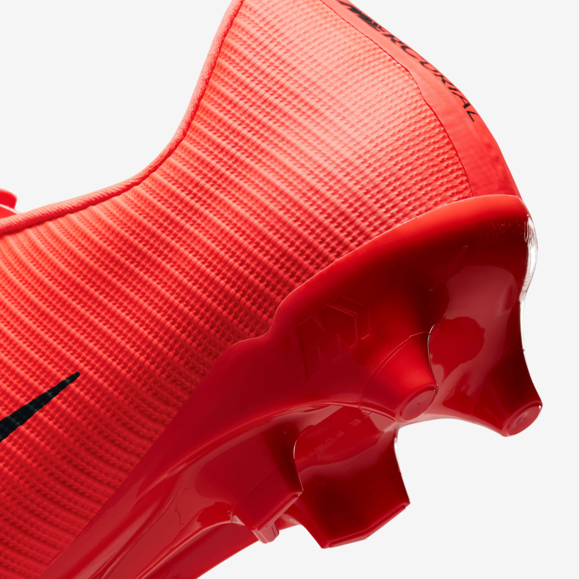 Бутси Nike VAPOR 17 ACADEMY FG/MG IF8517-600