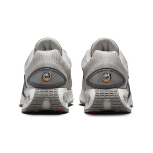Кросівки чоловічі Nike Air Max Dn Grey DV3337-009 42 DV3337-009