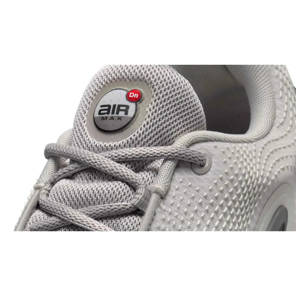 Кросівки чоловічі Nike Air Max Dn Grey DV3337-009 42 DV3337-009