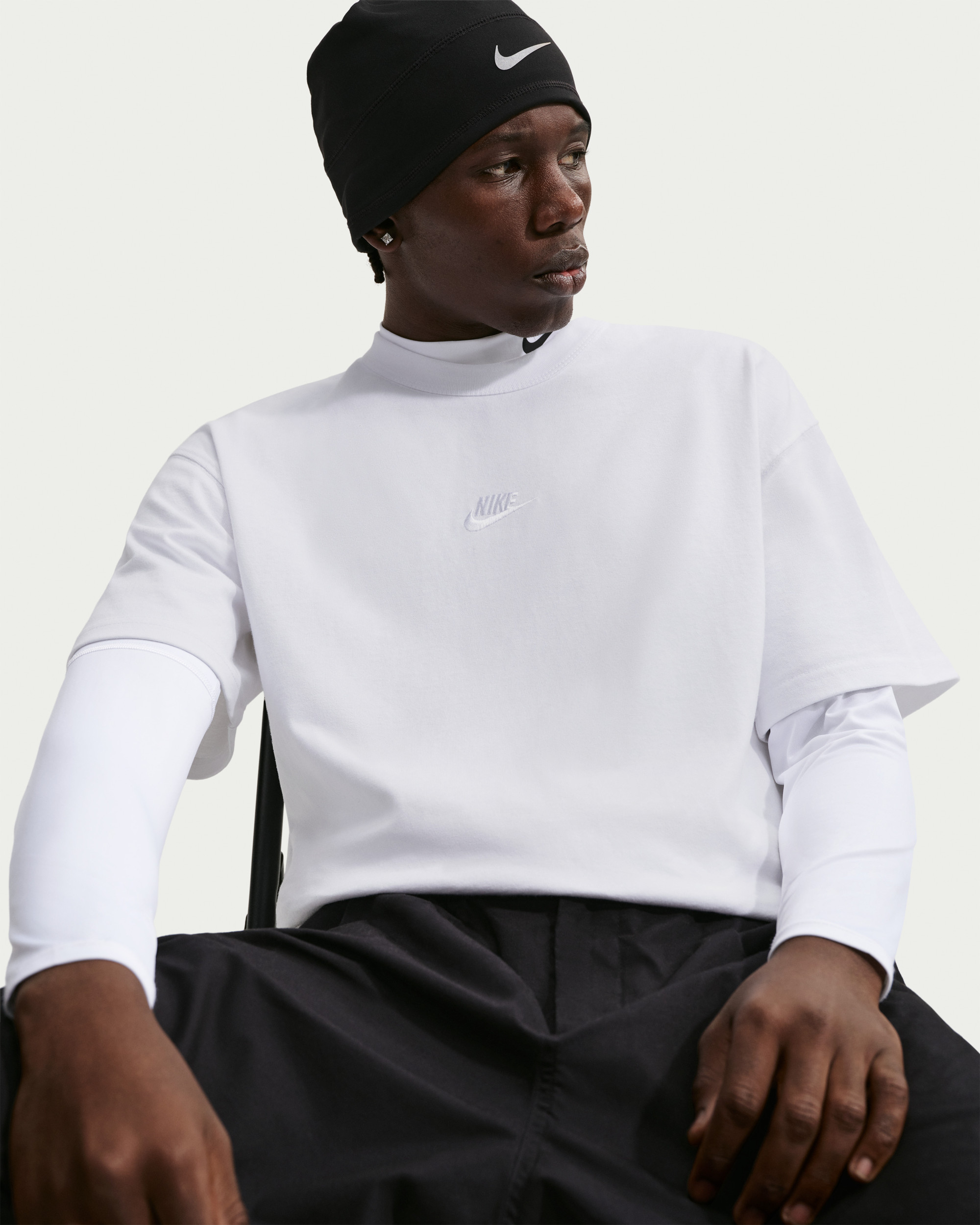 Футболка Nike M NSW TEE LSE PREM ESS SUST IH1121-100