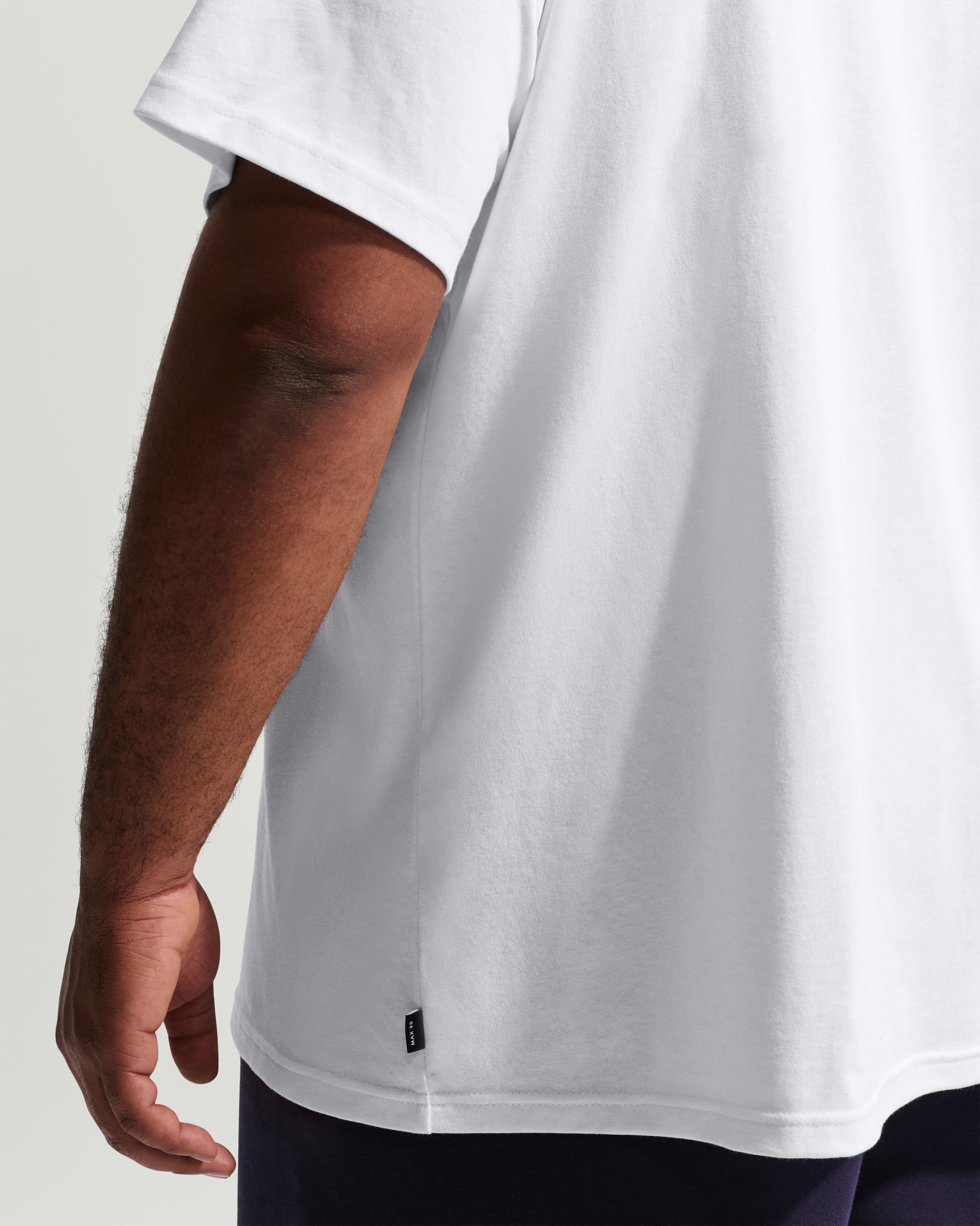 Футболка Nike M NSW TEE LSE PREM ESS SUST IH1121-100