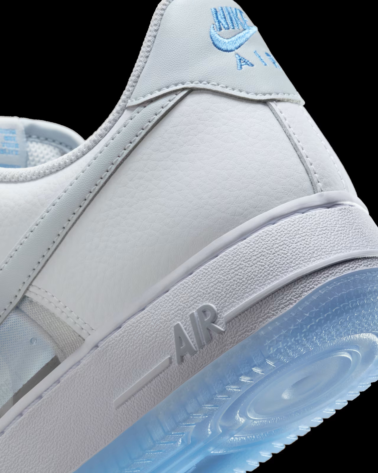 Кросівки Nike AIR FORCE 1 RETRO QS IB5724-100