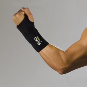 Напульсник SELECT 6701 Wrist support left (228) чорн/зел, M/L 567010