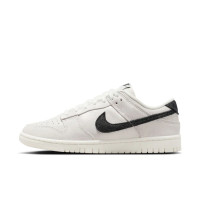 Кросівки Nike W DUNK LOW SE HQ3502-100