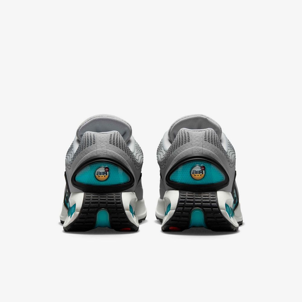 Кросівки NIKE AIR MAX DN

Lt Smoke Grey/ Black-Dusty DV3337-022