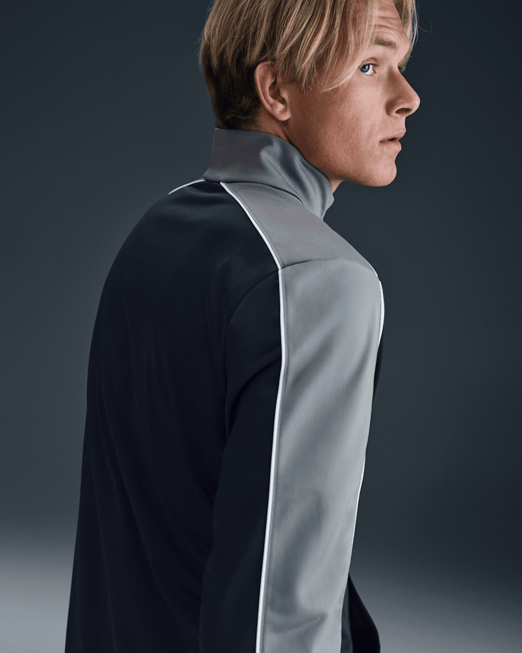 Костюм спортивний Nike Sportswear Club Poly‑Knit HV1444-451