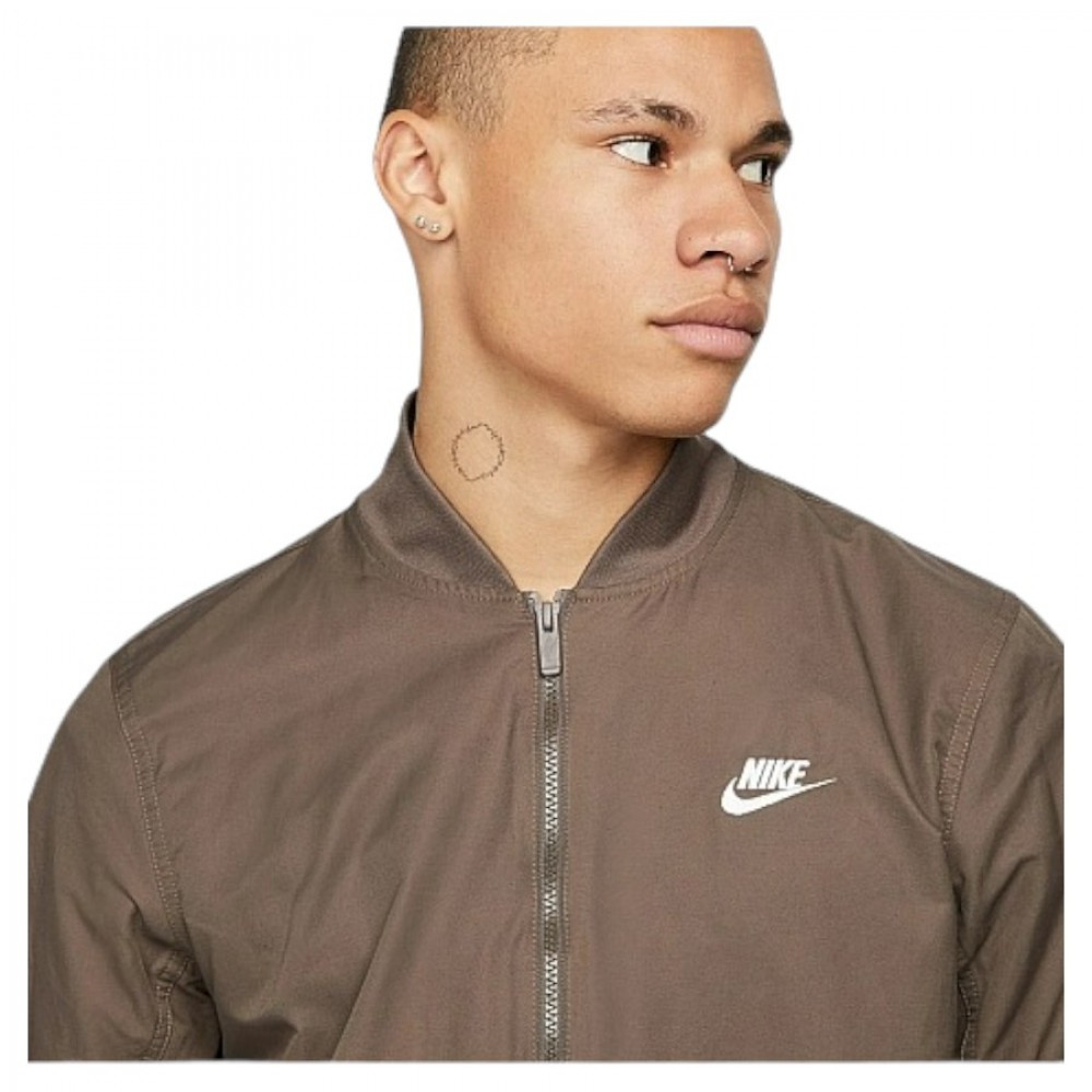 Куртка Nike M NK CLUB WVN UL BOMBR JKT DM6821-004