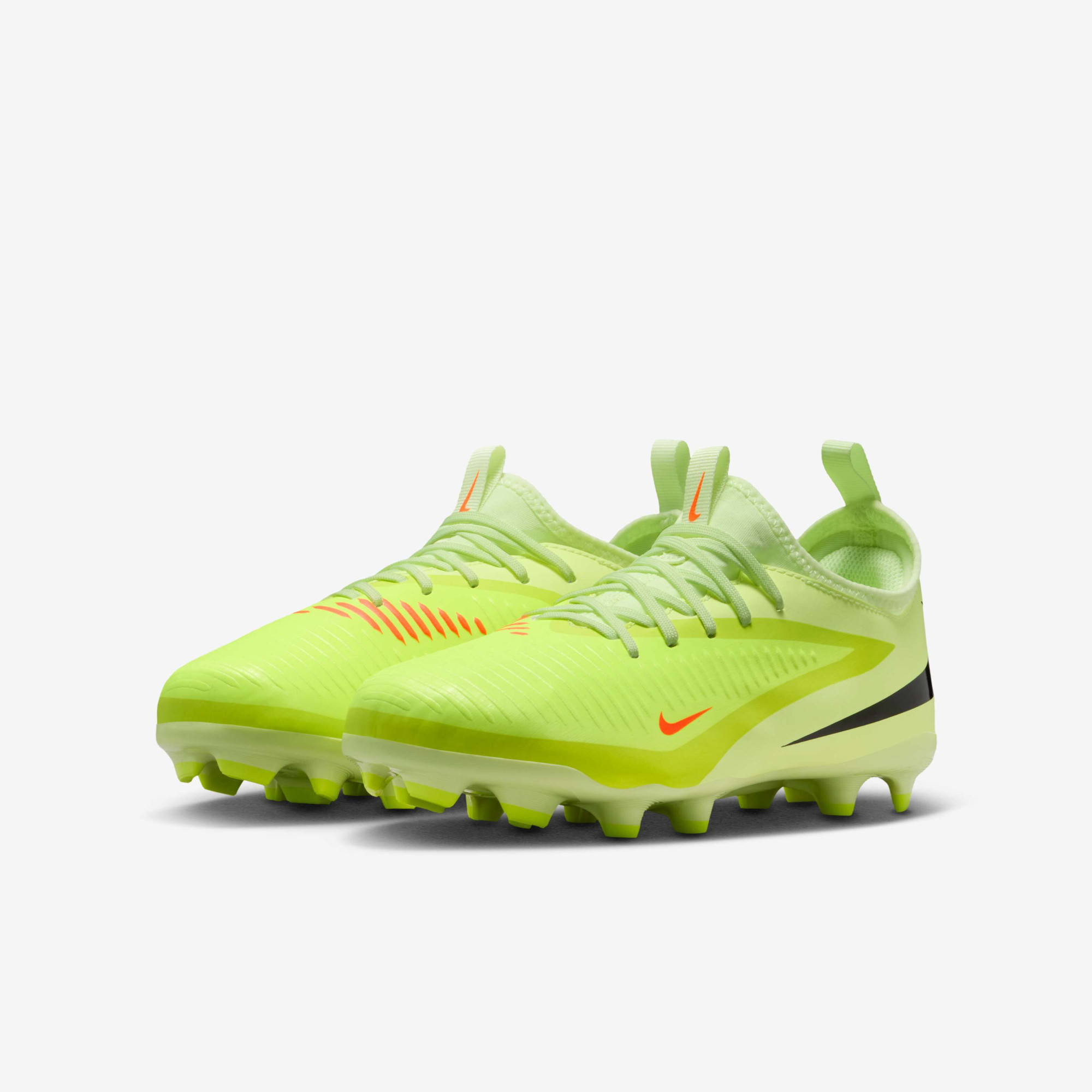 Бутси Nike JR PHANTOM 6 LOW ACAD FG/MG HM9203-800