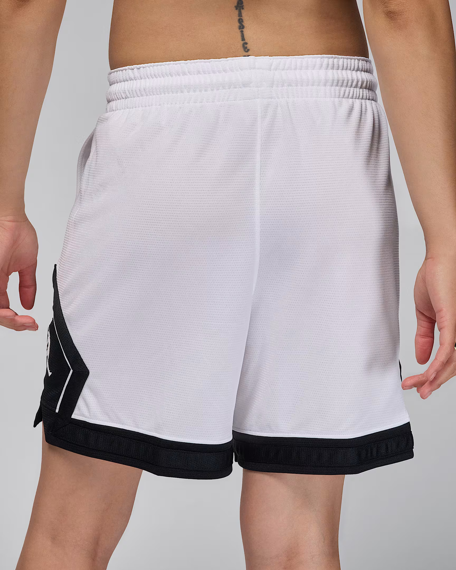 Шорти  NIKE W J SPT DMND SHORT 4 WHITE FN5134-101