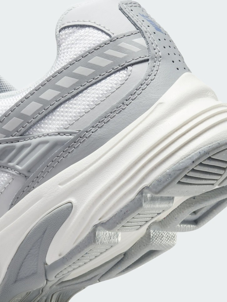 Кросівки Nike WMNS INITIATOR HQ1511-121