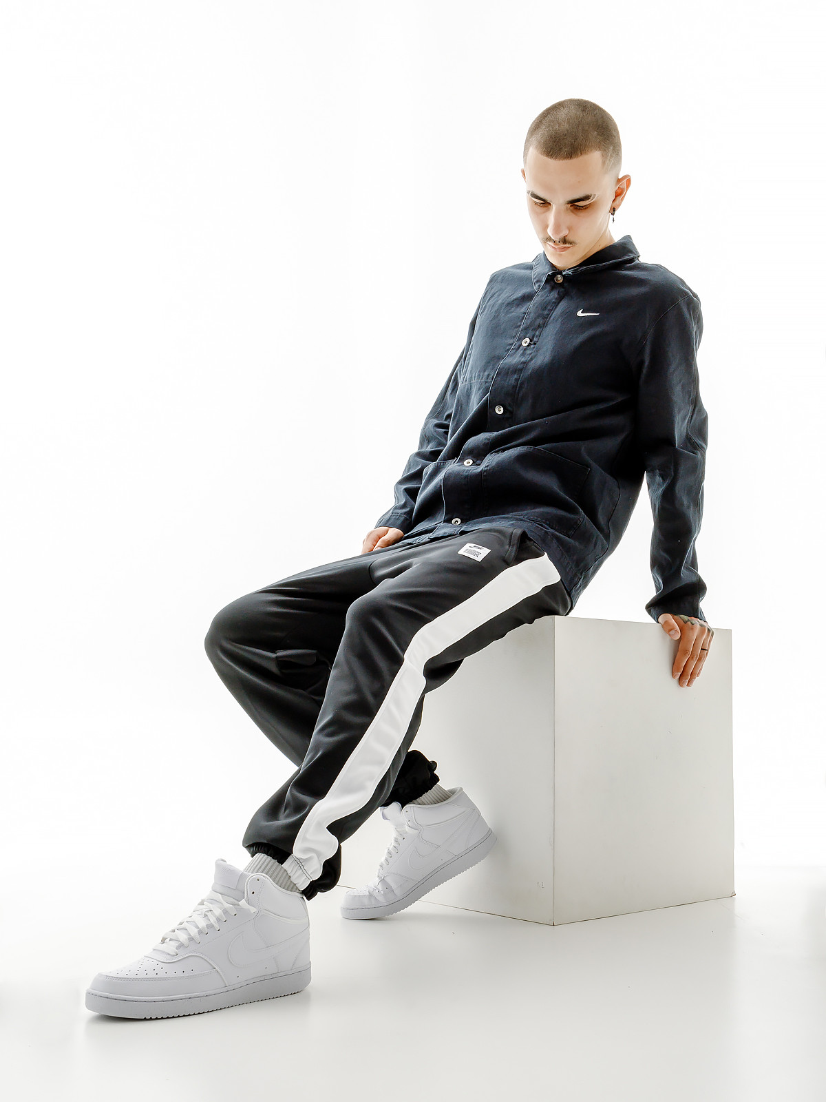 Штани Nike M NK TF STARTING 5 FLEECE PANT DQ5824-010