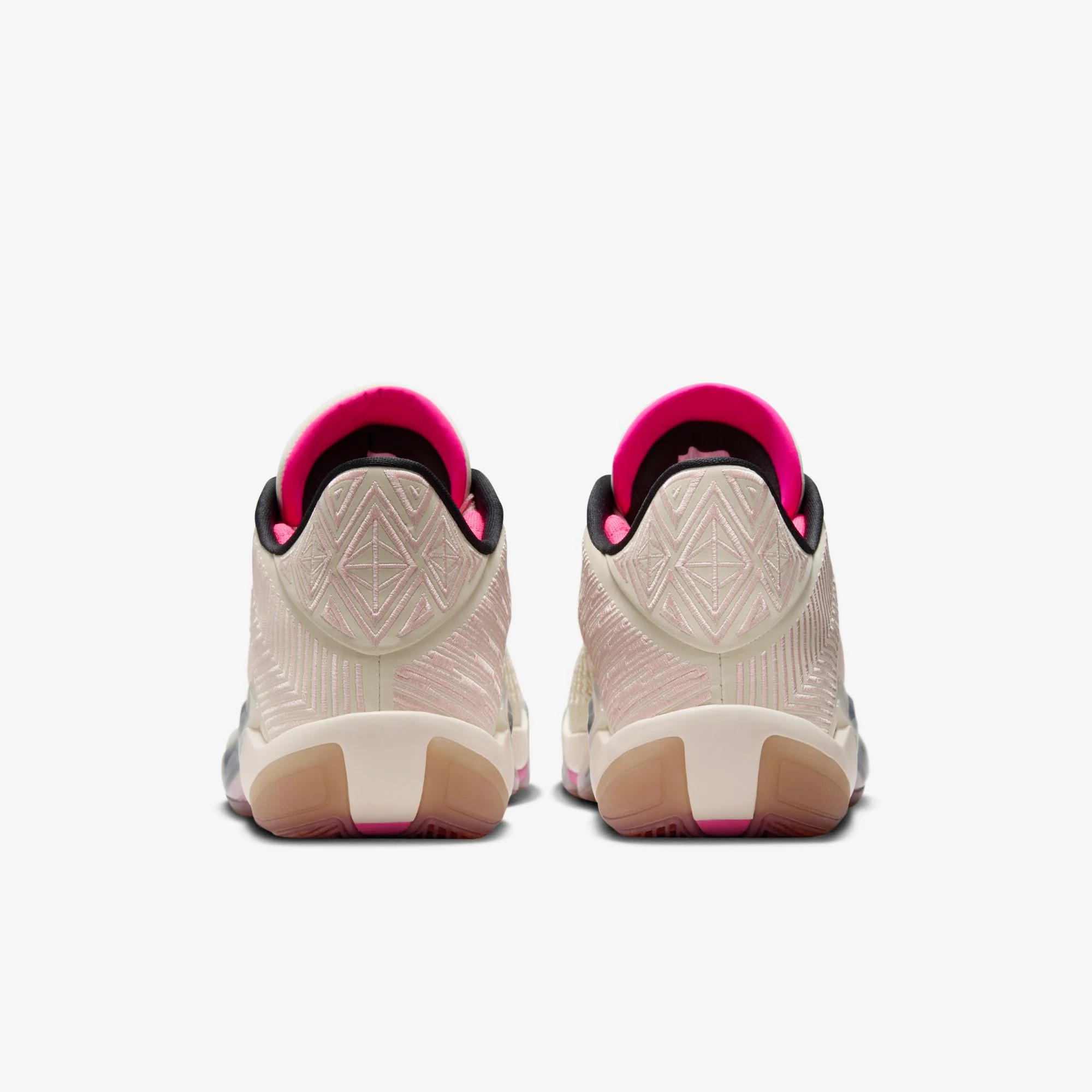 Кросівки Jordan AIR XXXVIII LOW FD2326-100