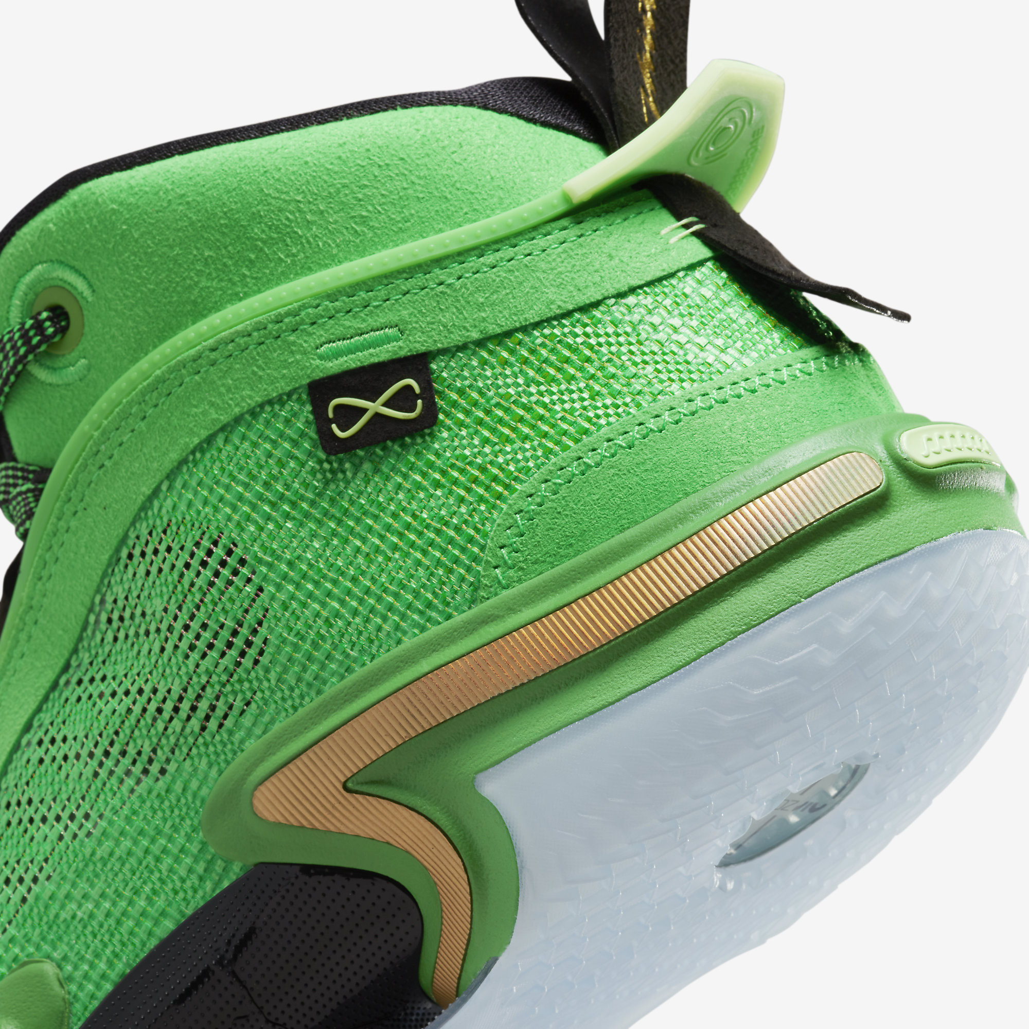 Кросівки JORDAN AIR XXXVI CZ2650-300