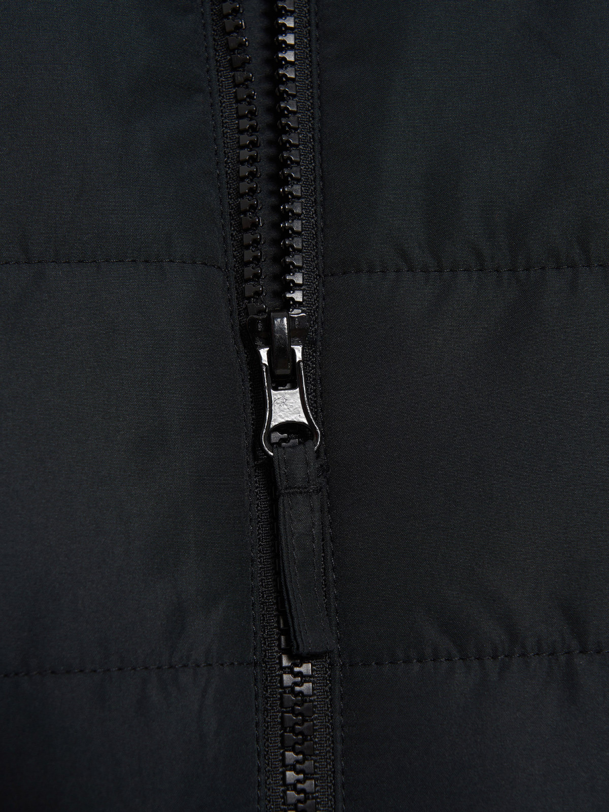 Куртка Essentials 129396FLA-99 FILA 44-46 Чорний 129396FLA-99