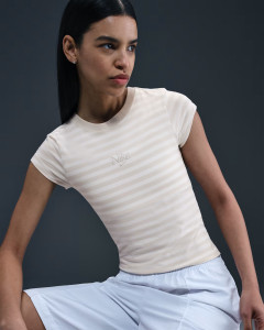 Футболка жіноча Nike Baby Gfx Spd Beige IH8474-104