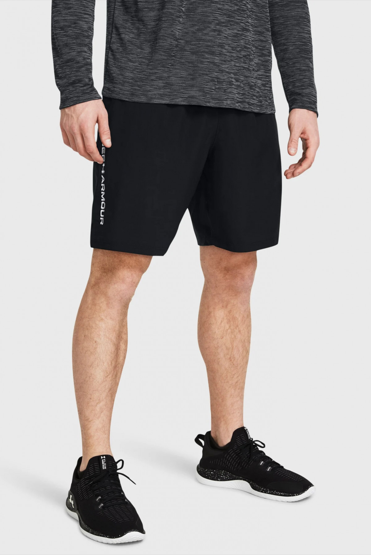 Шорти UA Woven Wdmk Shorts 1383356-001 Under Armour M Чорний 1383356-001