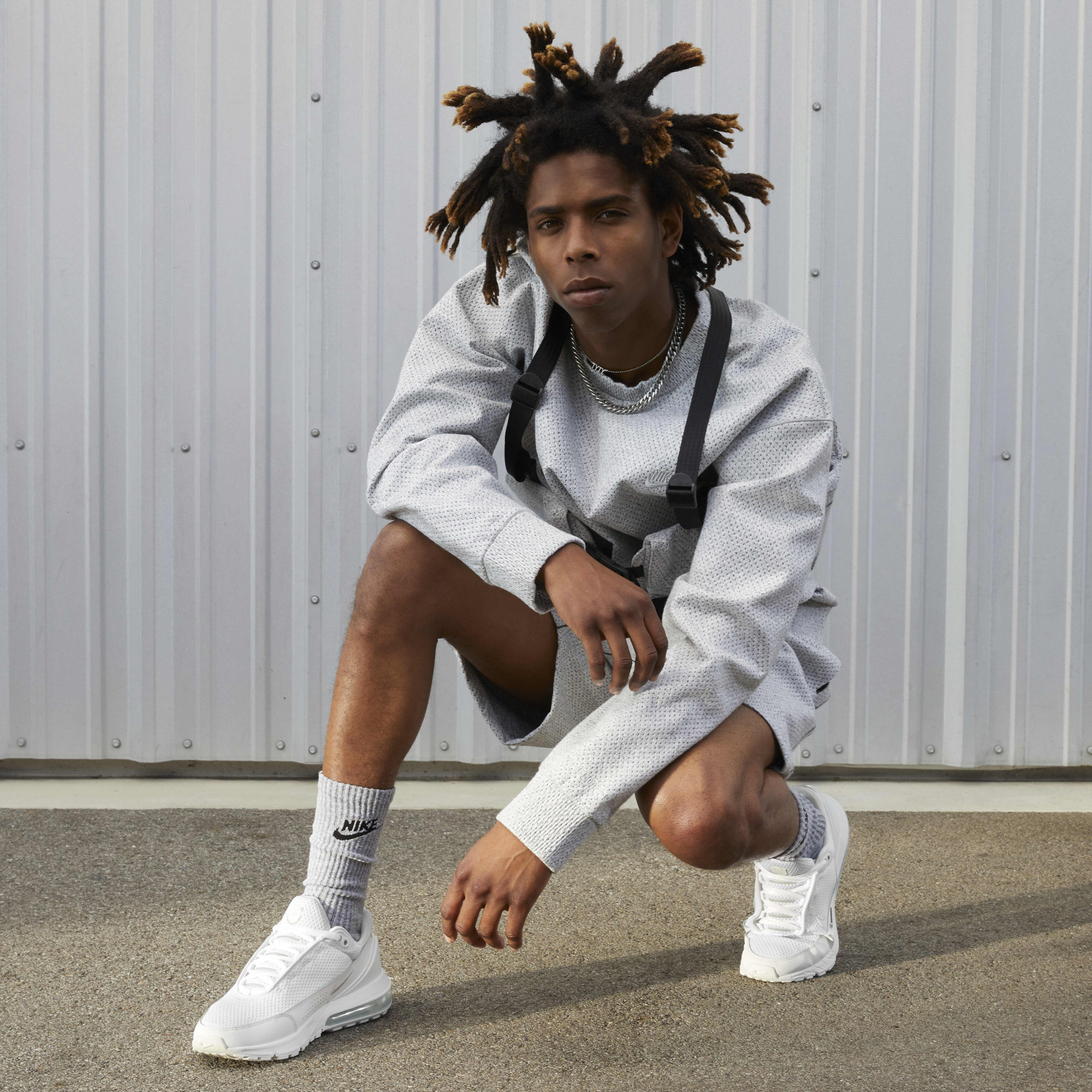 Кросівки чоловічі Nike Air Max Pulse Grey DR0453-101