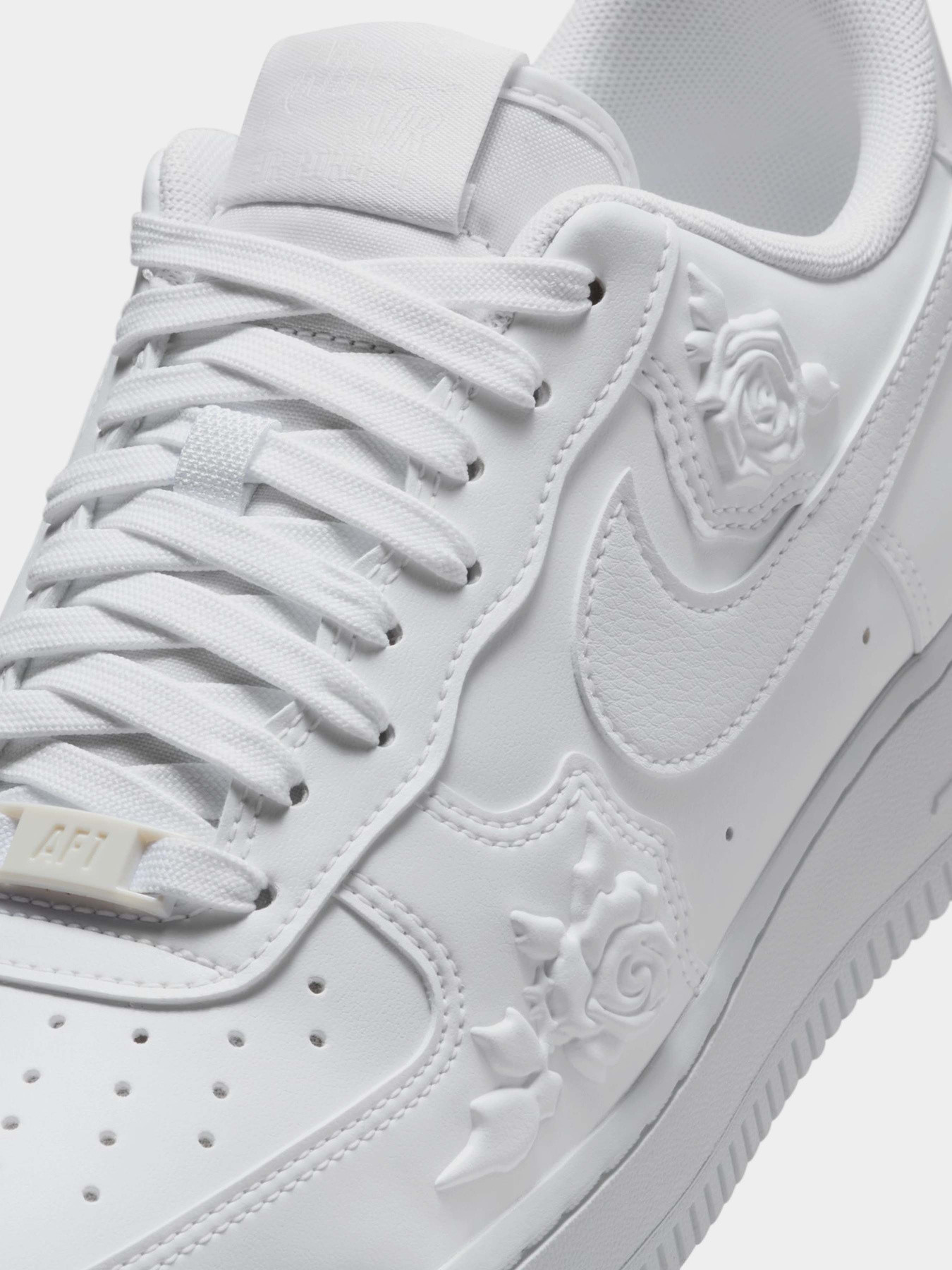 Кросівки жіночі Nike Air Force 1 Low "Roses" (HF2016-100) HF2016-100