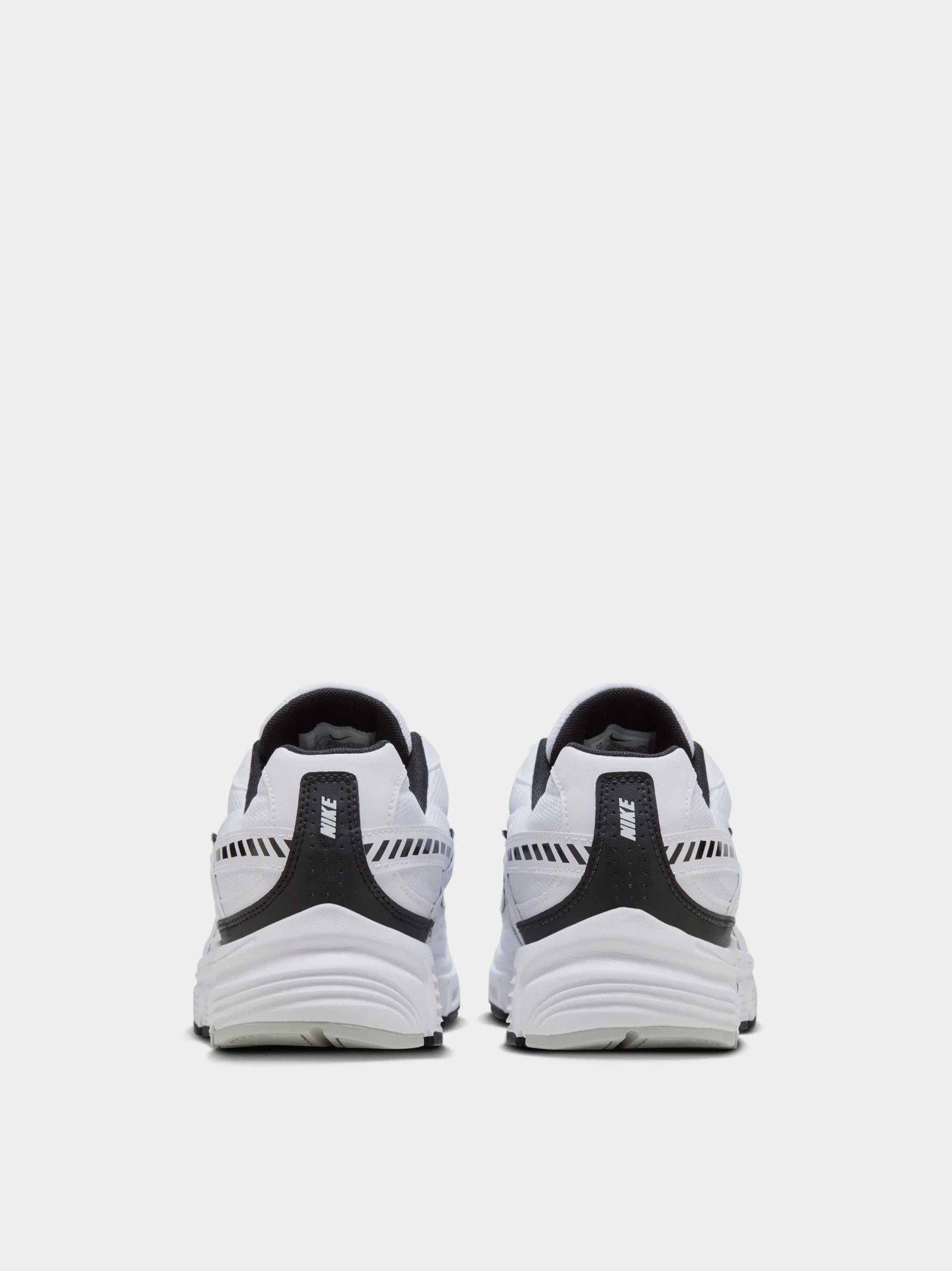 Кросівки Nike Initiator 394055-100