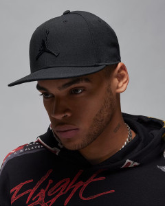 Бейсболка Jordan U PRO CAP S FB JUMPMAN FV5296-011