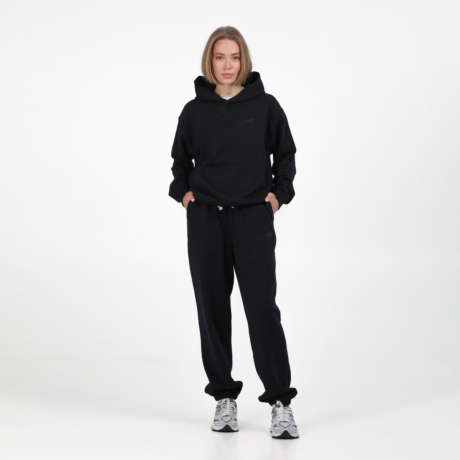 Худі жіноче New Balance Hoodie Black WT41537BK S WT41537BK