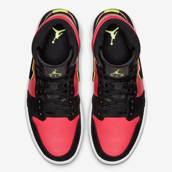 Кросівки W Jordan 1 Mid Hot Punch BQ6472-006