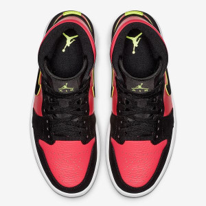 Кросівки W Jordan 1 Mid Hot Punch BQ6472-006